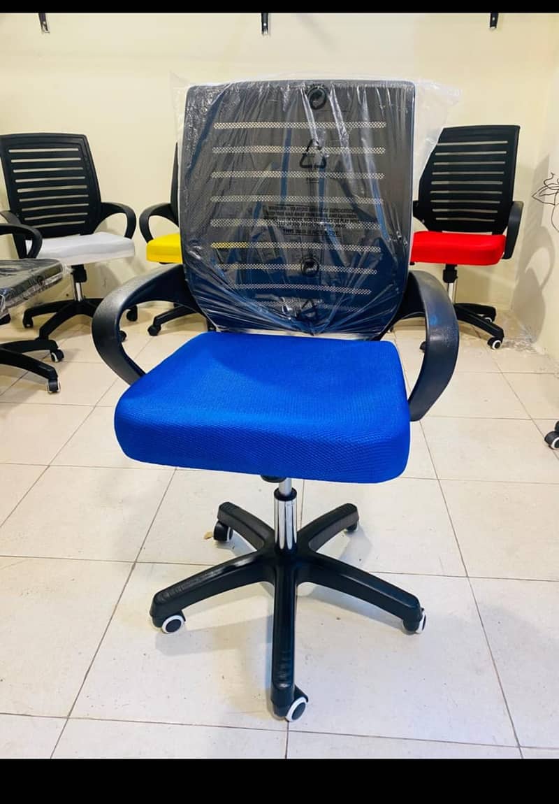 Computer Chairs/Visitor Chairs/Executive Chairs/office revolving chair