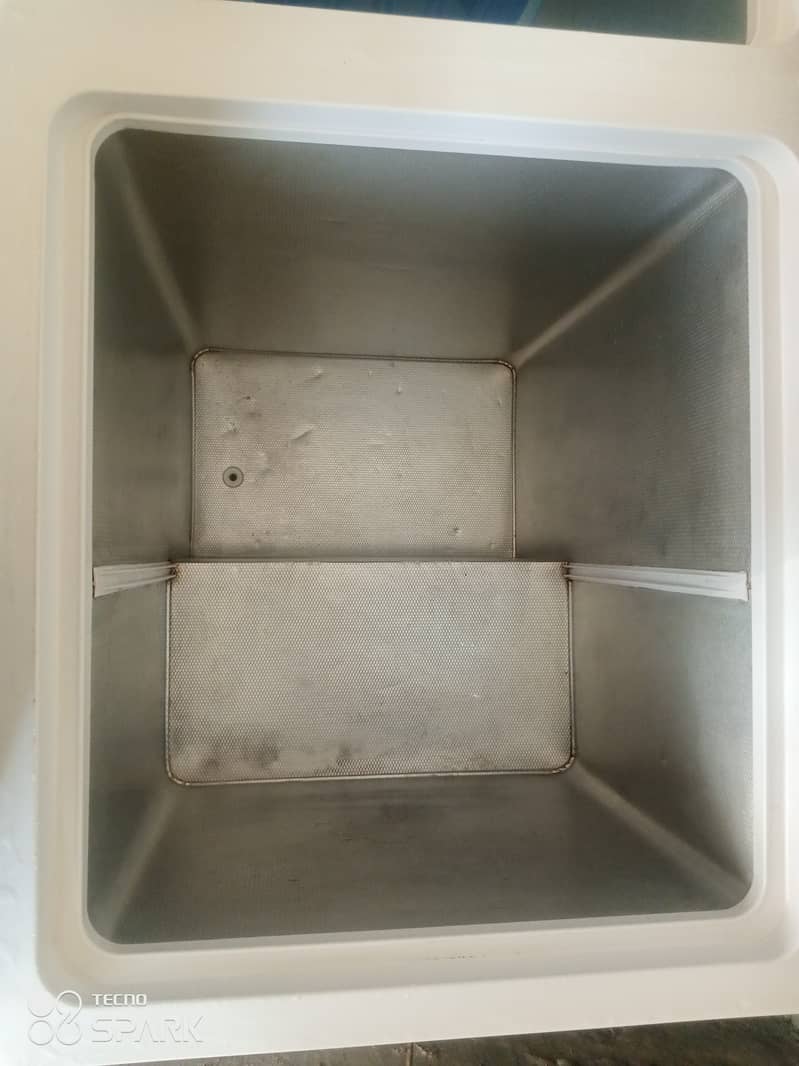 Dawlance D Freezer Water Dispensers 1093986252