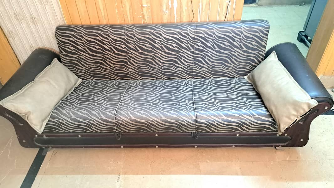 bed set/sofa set/dining table/sofa cumbed/bedroom chair/center table