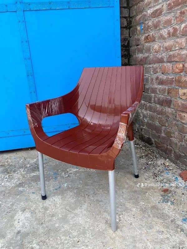 plastic chairs High quality with metal legs, indoor and outdoor chairs