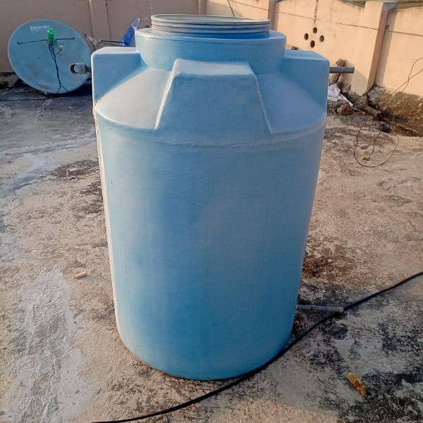 water tank for sale Other Home Appliances 1094724657
