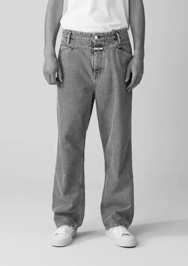 The best dark blue jeans outfits for men in 2024 OPUMO Magazine