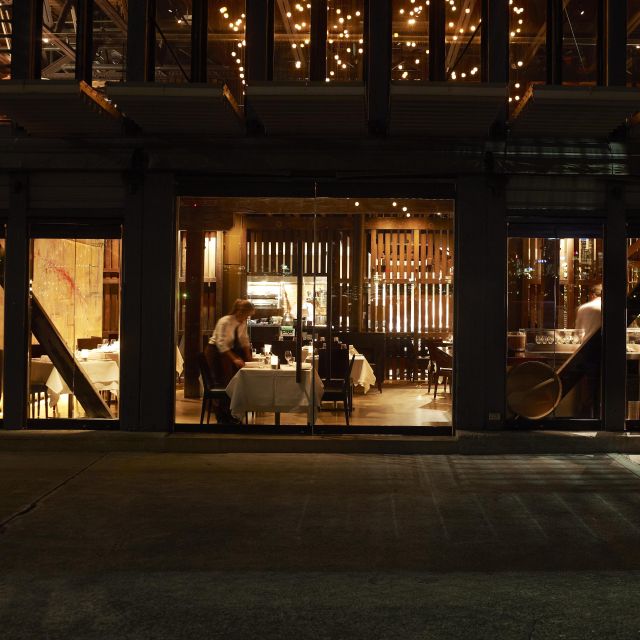 Flying Fish Restaurant & Bar Updated 2024, Seafood Restaurant in