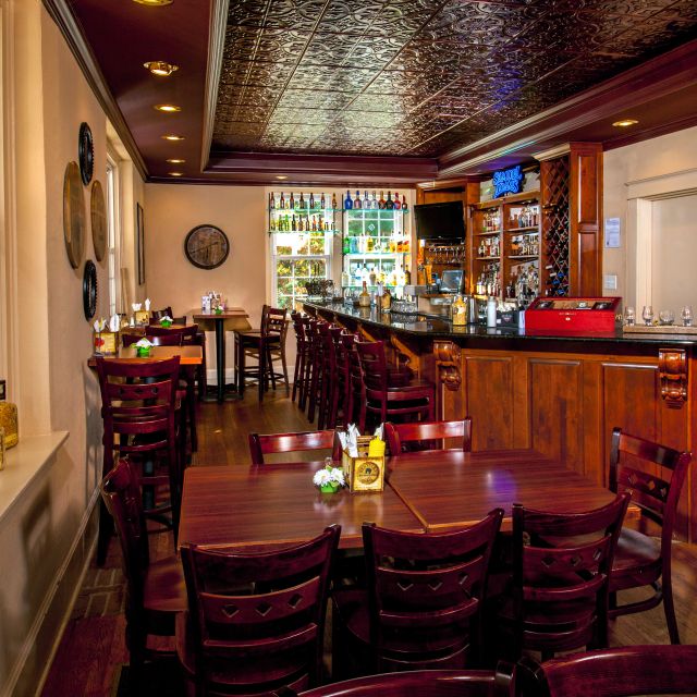 Addie's at the Woodford Inn Updated 2024, Southern American