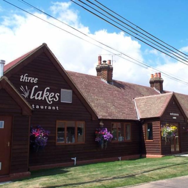 Three Lakes Restaurant Updated 2024, British Restaurant in Ware