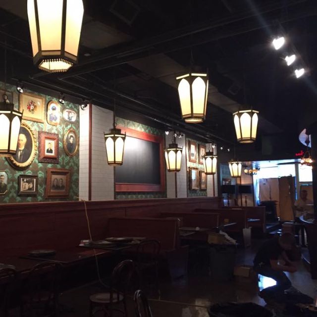 Viceroy British Pub Updated 2024, Indian Restaurant in Durham, NC