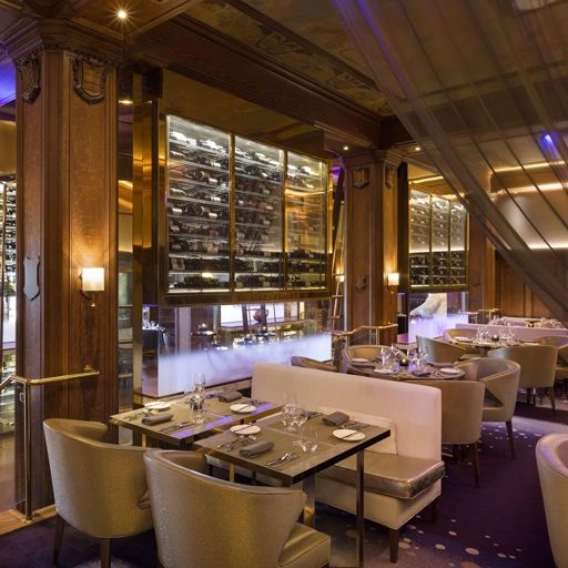 Le Champlain Restaurant Fairmont Château Frontenac Québec City, QC