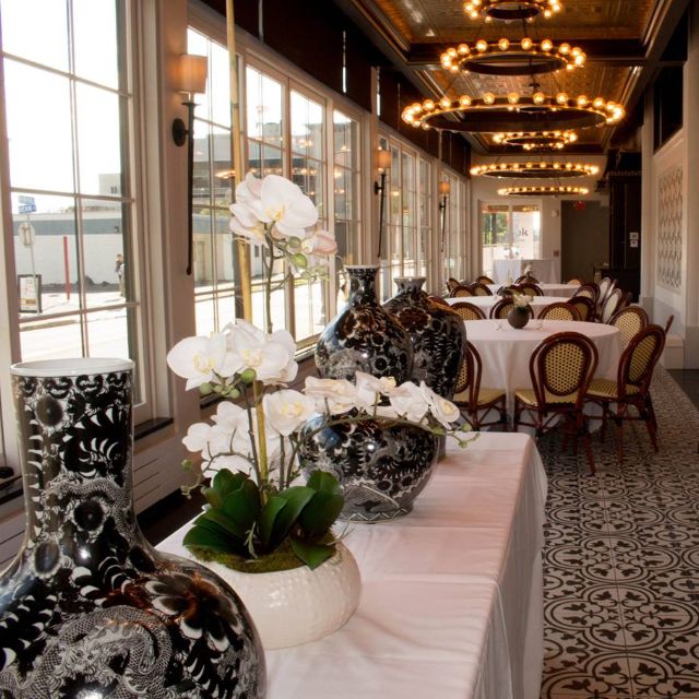 CHEZ AMI RESTAURANT & LOUNGE STEAKS, SEAFOOD, ITALIAN & BURGERS