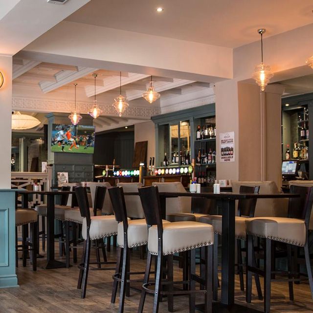 Farmer Browns Clonskeagh House Updated 2024, Gastro Pub in Dublin, Co. Dublin