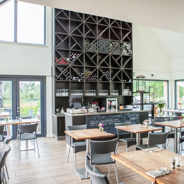 Restaurante Afternoon Tea at The West Street Vineyard Coggeshall