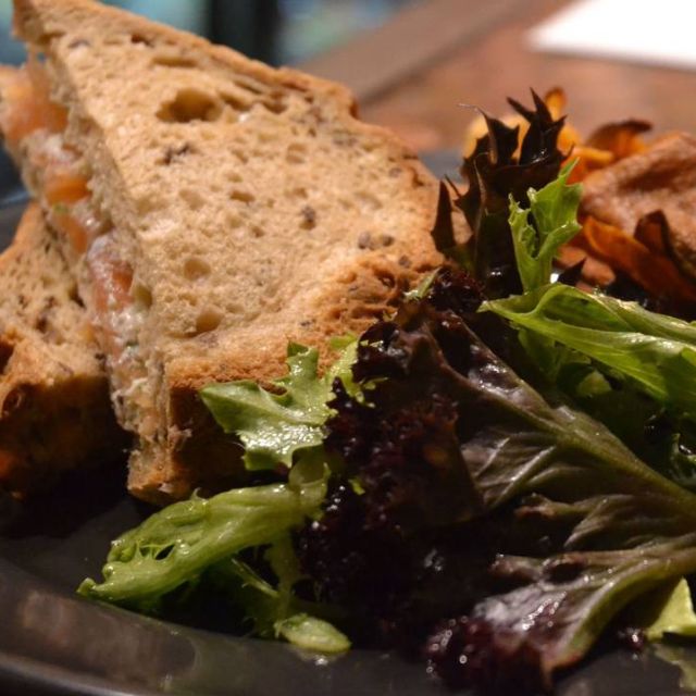 The Cellar Restaurant Actualizado 2024, Restaurante inglés en Tiverton, Devon