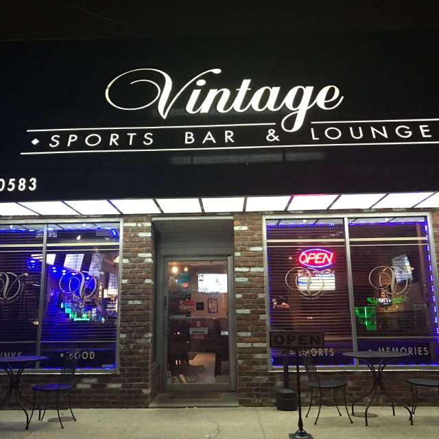 Vintage Sports Bar & Lounge Updated 2024, American Restaurant in
