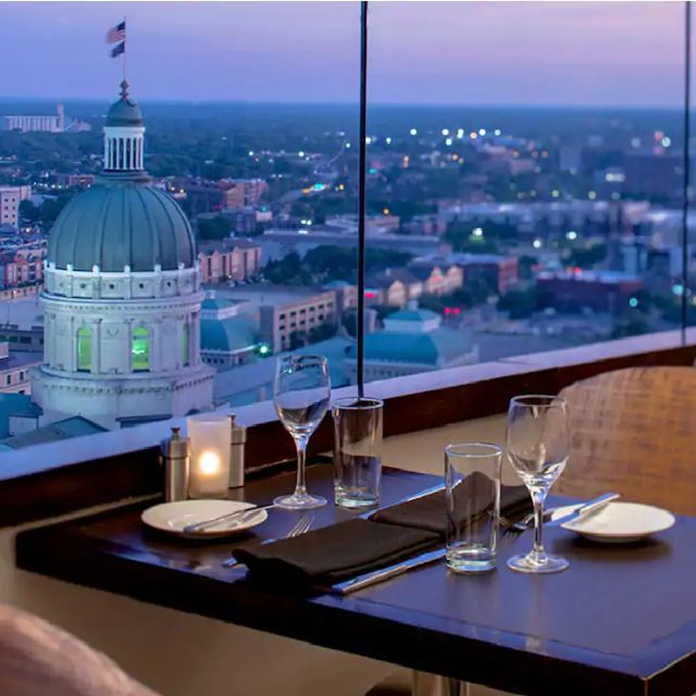 Eagle's Nest Hyatt Regency Indianapolis Restaurant Indianapolis, IN