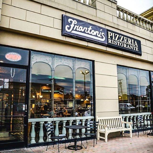 Restaurante Frantoni's Pizzeria & Ristorante of Woodbury Woodbury