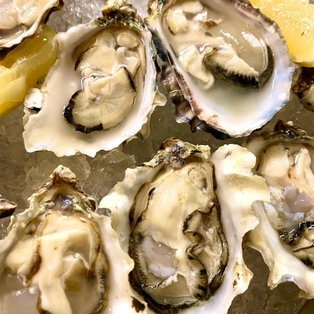 Bar Crudo Updated 2024, Seafood Restaurant in Brooklyn, NY