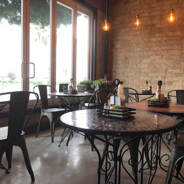 Restaurant Lazy Daisy Cafe Beverly Hills, , CA OpenTable