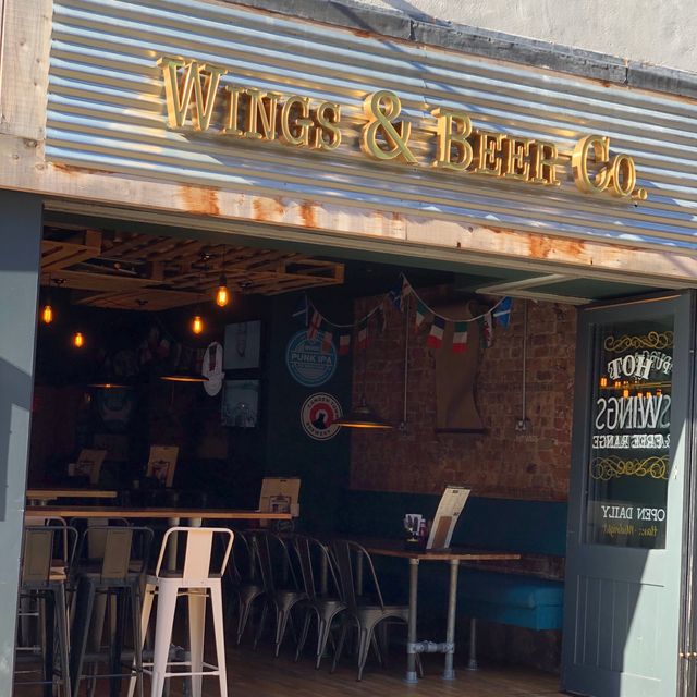 Wings And Beer Co. Mis à jour en 2024, Restaurant Britannique à