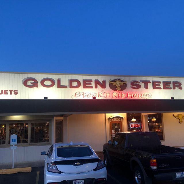 Golden Steer Steak & Rib House Updated 2024, Contemporary American