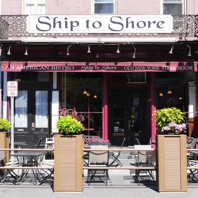 kingston ny restaurants open Shag logs Photographic Exhibit