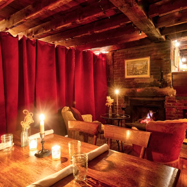 The Stagecoach Tavern Updated 2024, American Restaurant in Sheffield, MA