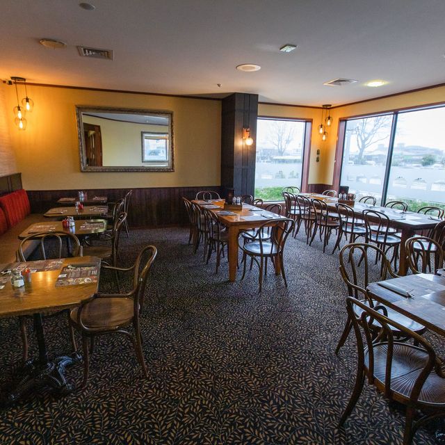 Cobb & Co. Porirua Restaurant Porirua, , Wellington OpenTable