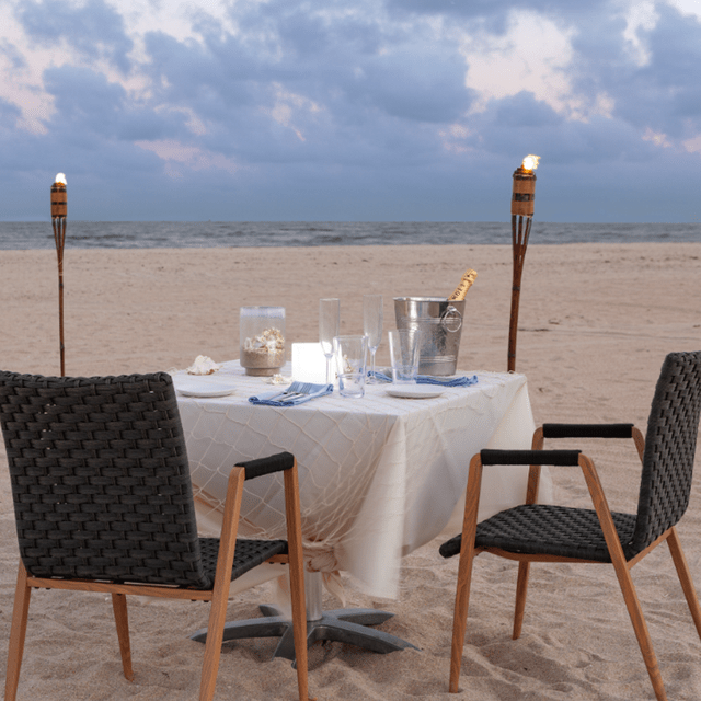 Barefoot Dining on the Beach by Marriott Harbor Beach Restaurant Fort