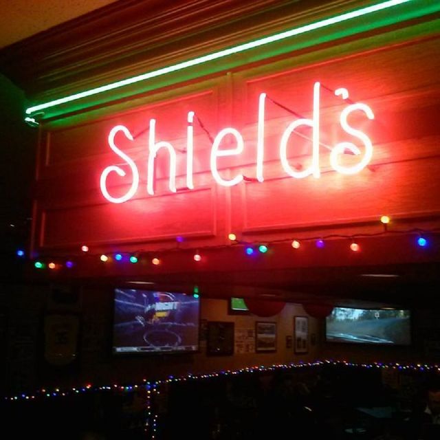 Shields Restaurant Bar Pizzeria Updated 2024, Grill in Southfield, MI