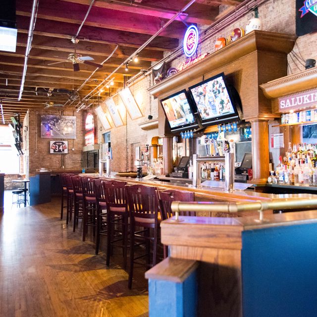 The Cubby Bear Chicago - Updated 2024, American Restaurant in Chicago, IL
