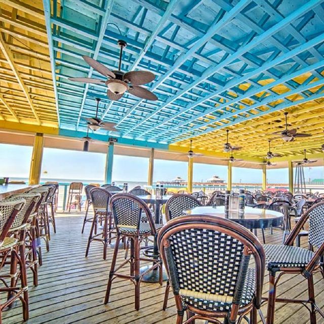 Restaurant Sunset Beach Tropical Grill And Playmore Tiki Bar Fort