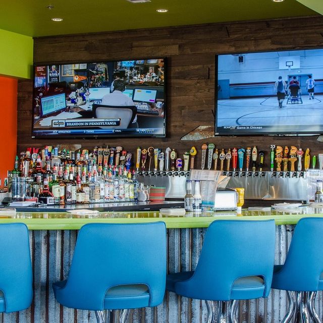 Restaurante Island Wing Company Grill & Bar Destin, , FL OpenTable