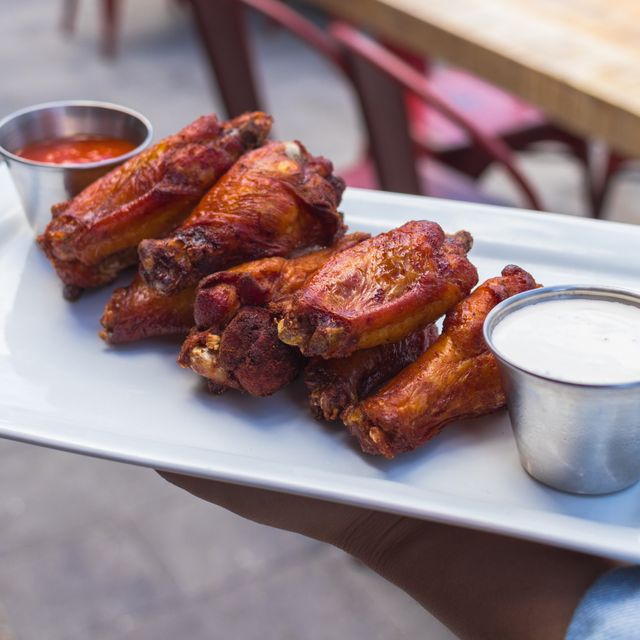 Riveters Tampa Actualizado en 2024, restaurante estadounidenses en