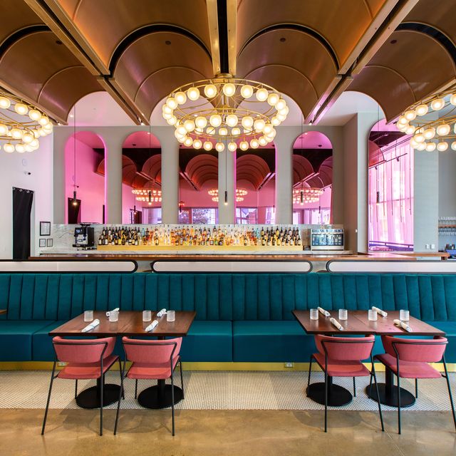 Common Bond Brasserie & Bakery Downtown Location Restaurant Houston