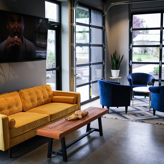 Covington & Two Vintners at the Vault in Maltby Updated 2024, Winery