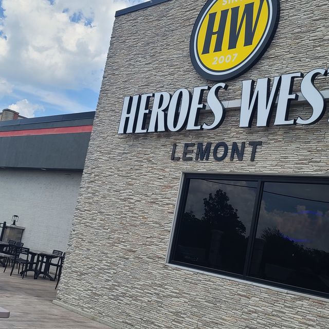 Restaurante Heroes West Lemont Lemont, , IL OpenTable