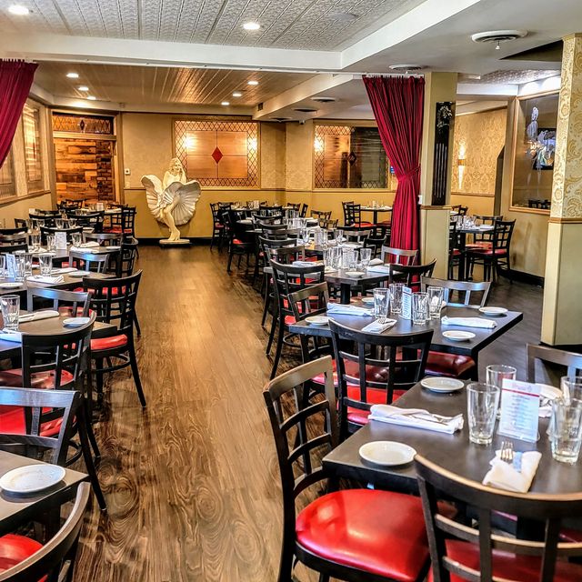 Monroe's Restaurant Westbury, NY OpenTable