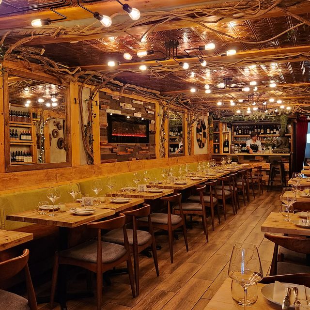 Addictive NYC Restaurant New York, NY OpenTable