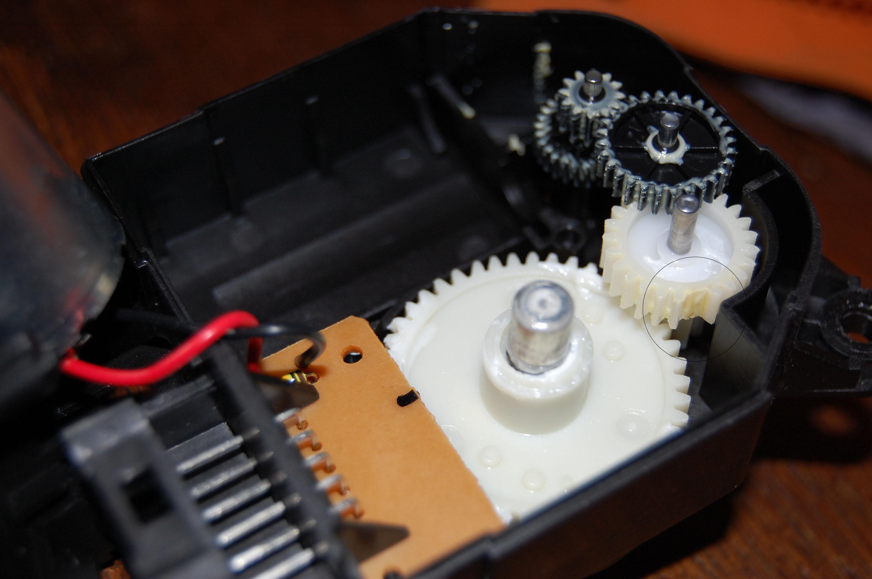 Comment reparer le boitier electronique tire cable frein parking