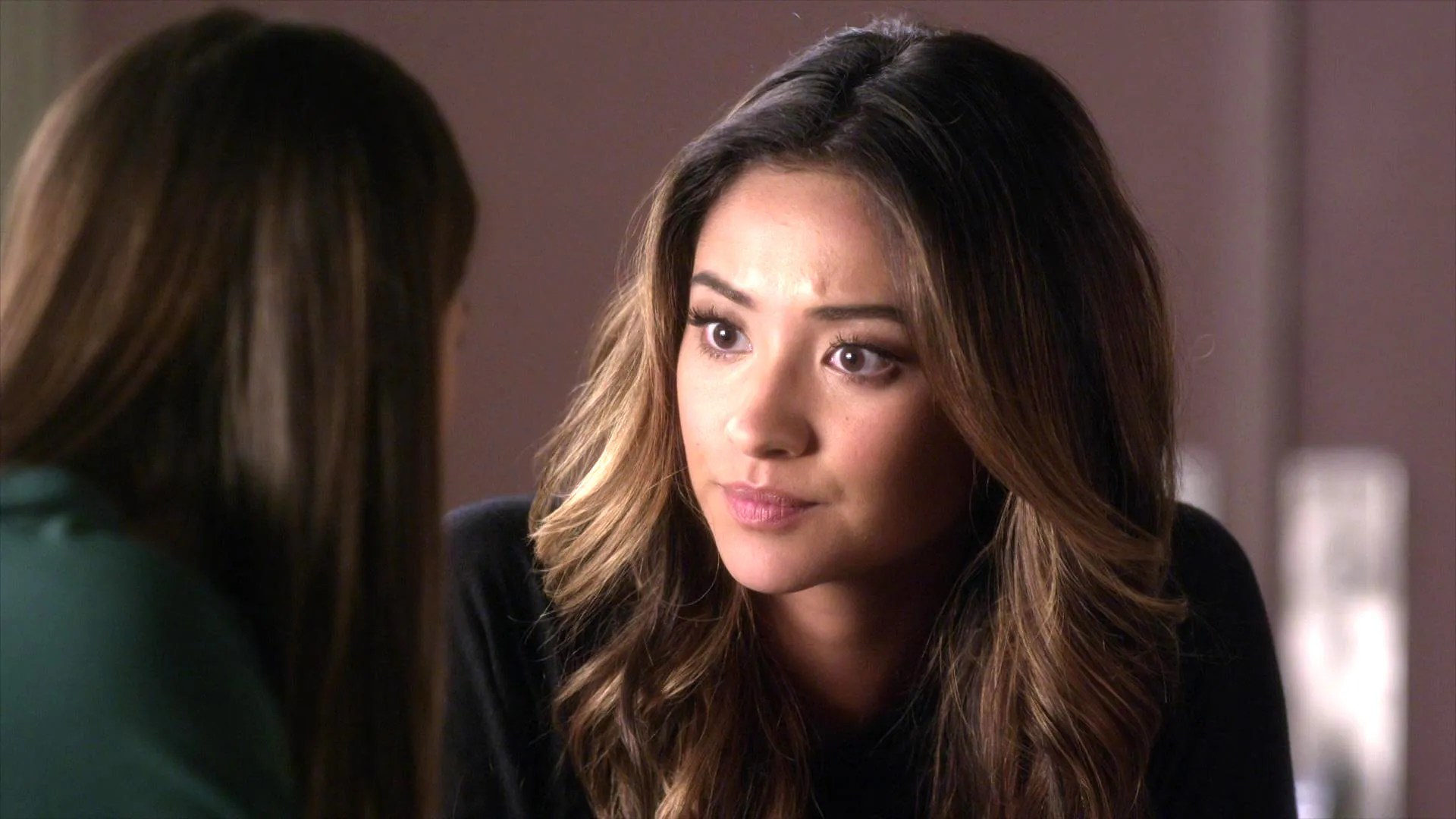 Folge 14 Pretty Little Liars Staffel 4 RTL+