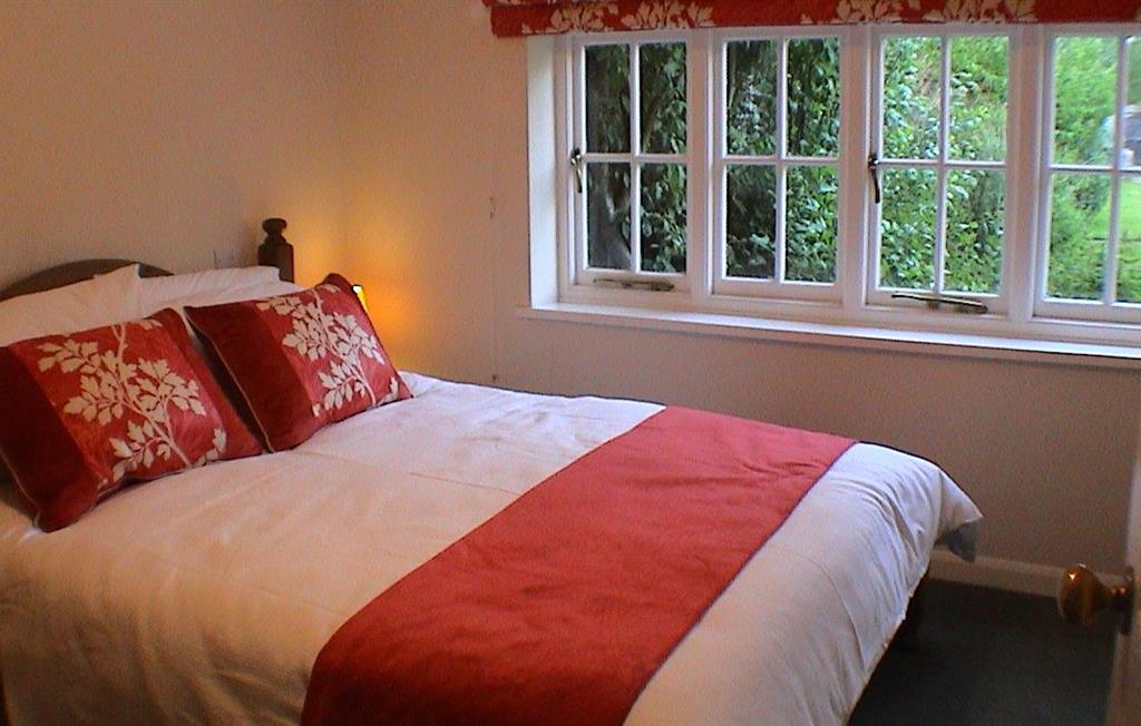 Luxury Holiday Cottages in Norfolk, Suffolk & East of England, Mendham Mill