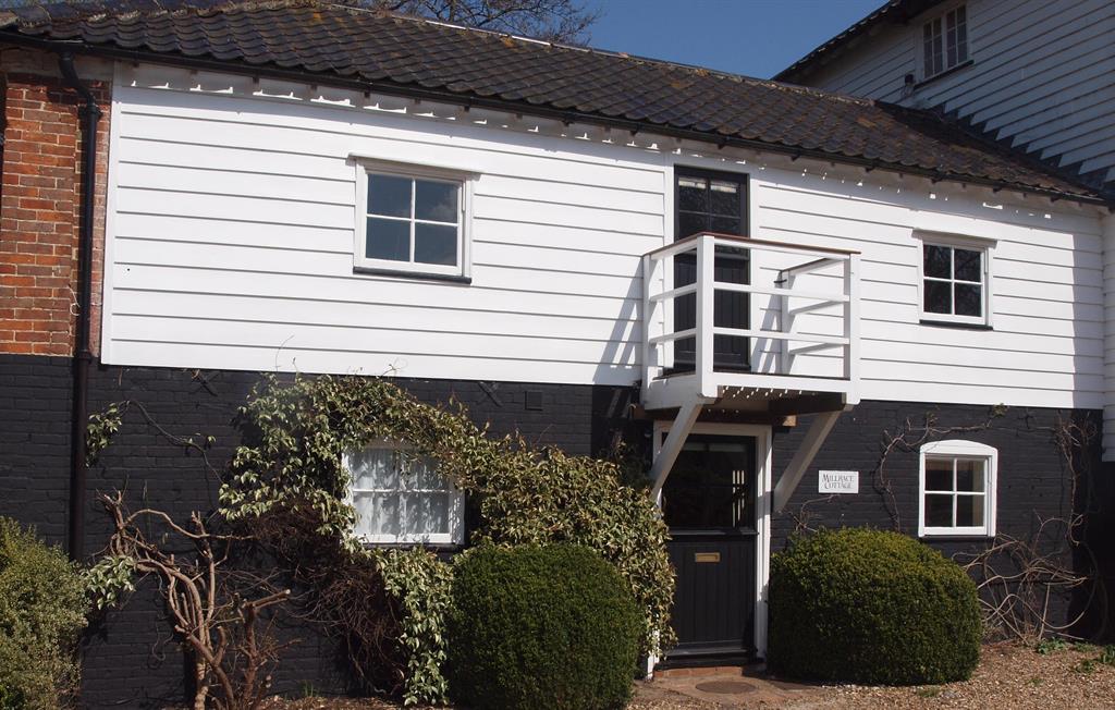 Luxury Holiday Cottages in Norfolk, Suffolk & East of England, Mendham Mill