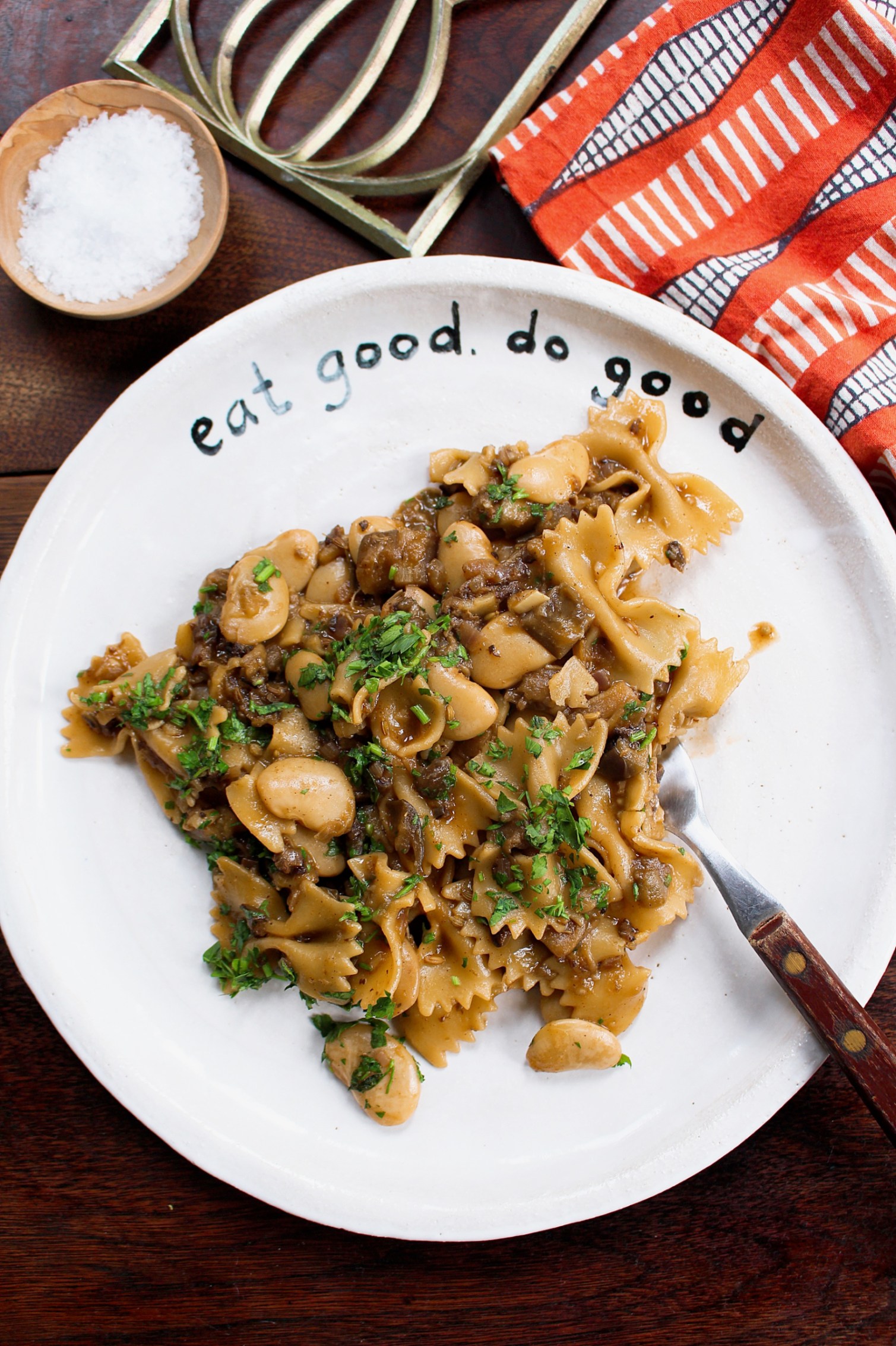 One Pan Aubergine & Butter Bean Ragu Pasta