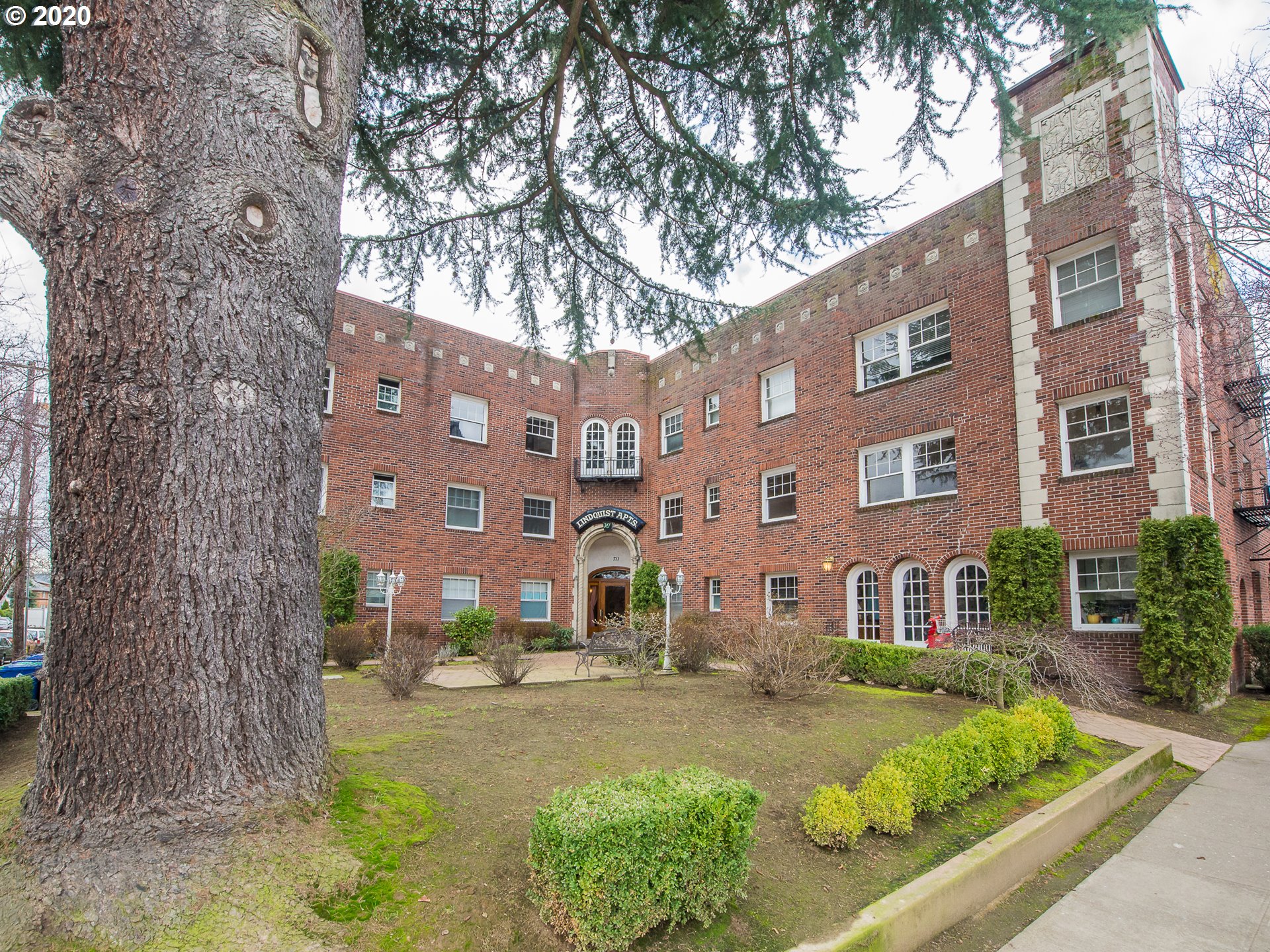 Sea Mist Coos Bay Apartments in Oregon