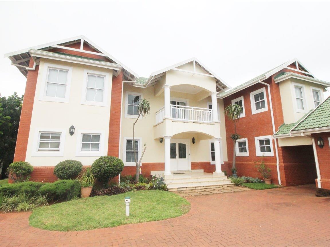 4 Bedroom House to rent in Mount Country Club Estate P24