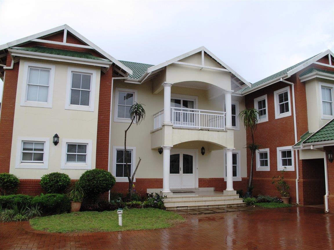 Mount Country Club Estate Property Property and houses to