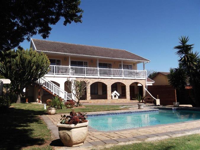 8 Bedroom House for sale in Port Alfred P24102186245