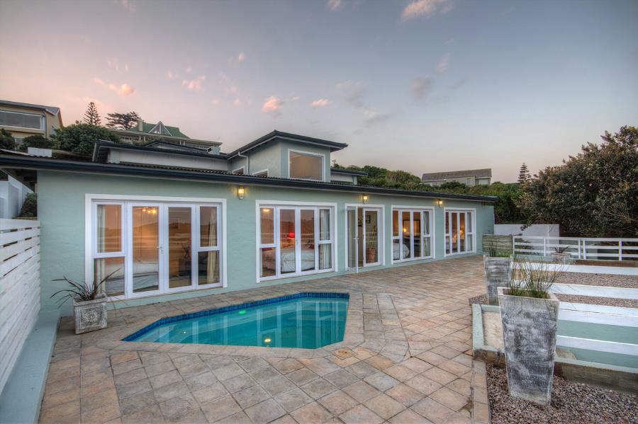 5 Bedroom House for sale in Kenton On Sea 41 Ocean Avenue P24110049654