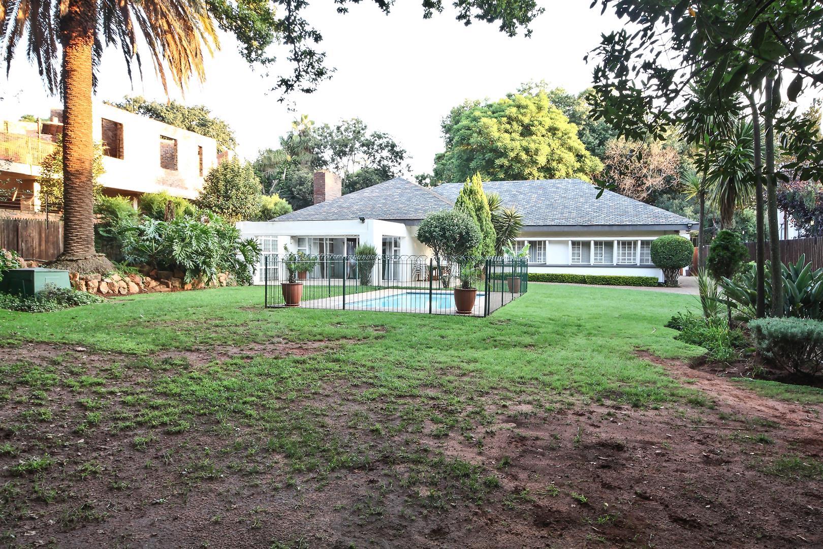 Rosebank, Johannesburg Property Houses for sale in Rosebank