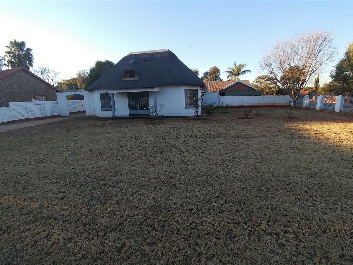 3 Bedroom House for sale in The Orchards 105 Hulton Road P24104148653