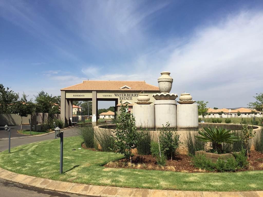 2 Bedroom Apartment / flat to rent in Van Der Hoff Park P24115067457