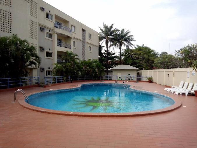 4 Bedroom Apartment / Flat to Rent in Ikoyiobalende